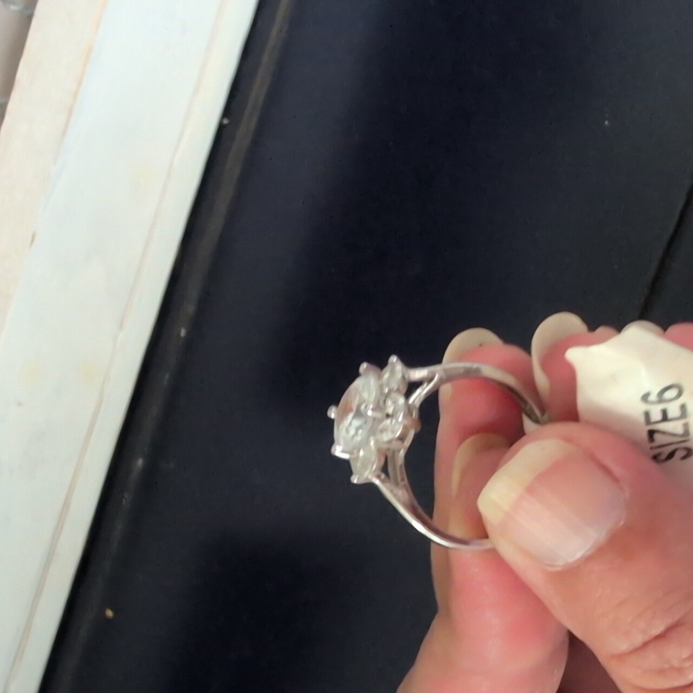 CHARMED AROMA RING - Picture 2 of 7